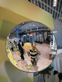 梁欣麥加aka星船倉儲副理