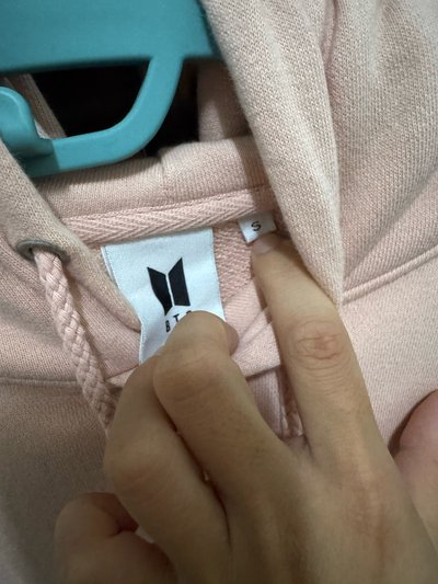bts快閃店 帽T