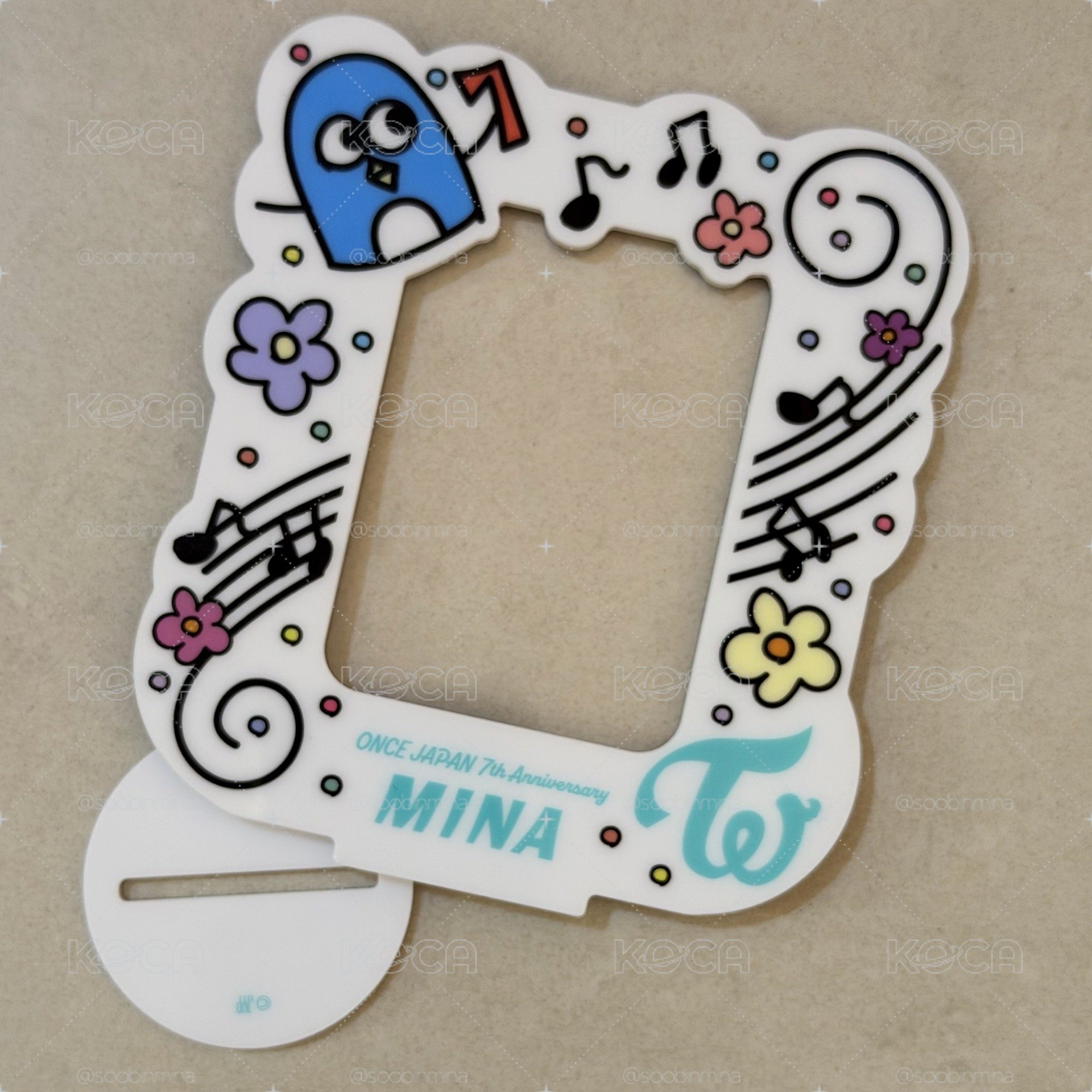 MINA 七週年立牌