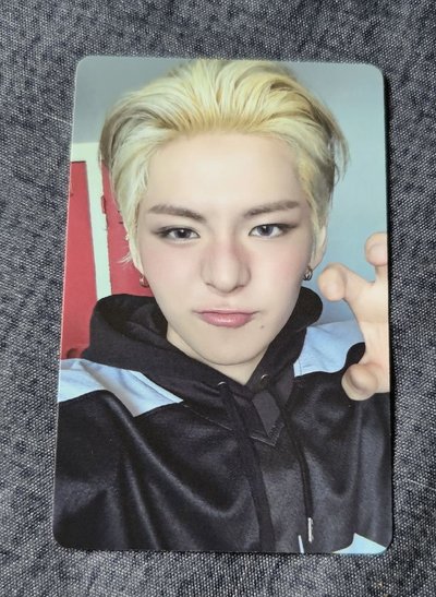 TREASURE 2025 SEASON’S GREETINGS YOSHI 🐯