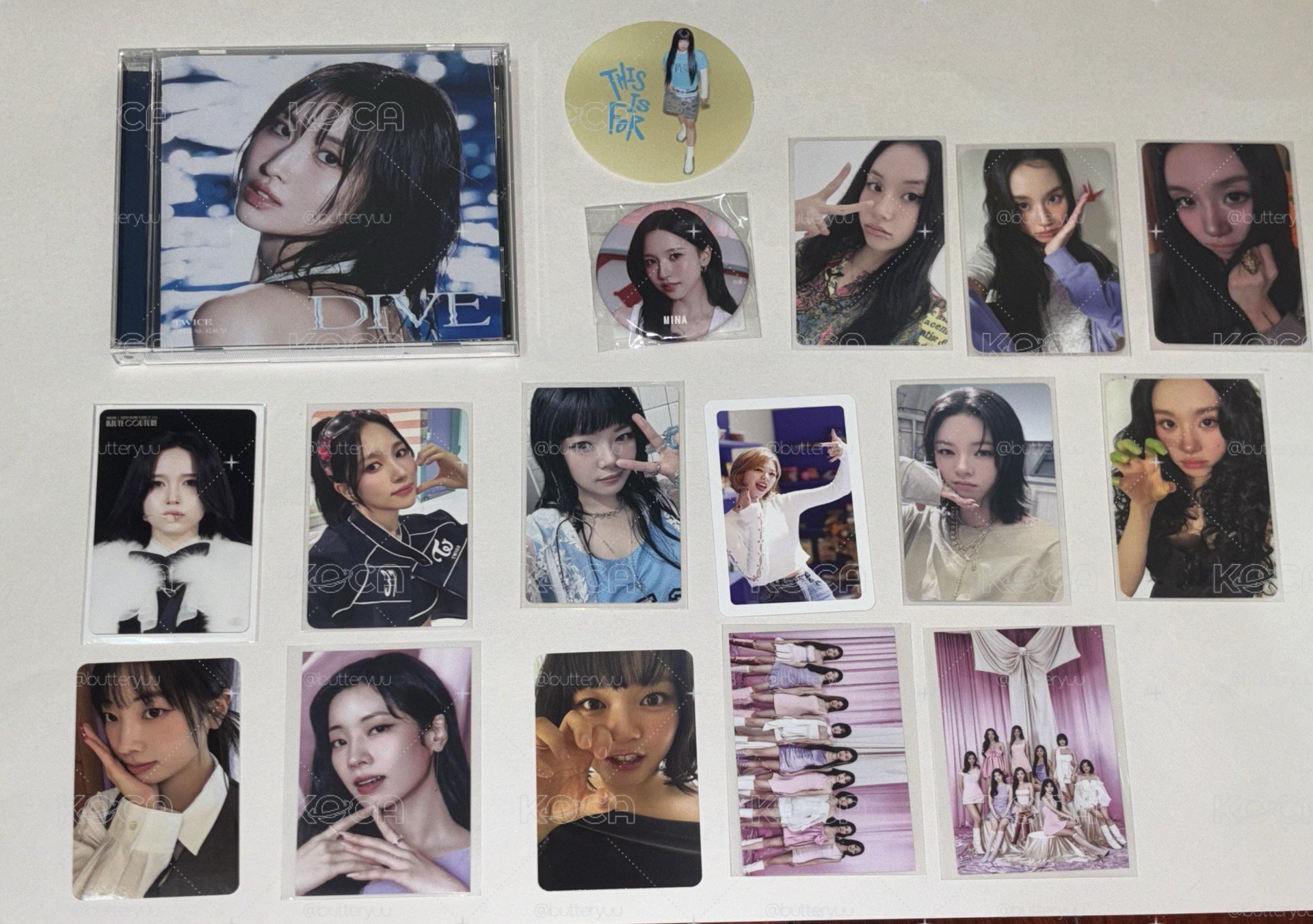 TWICE週邊、小卡 (桃DIVE 、南徽章、皺鼻桃、彩中背…