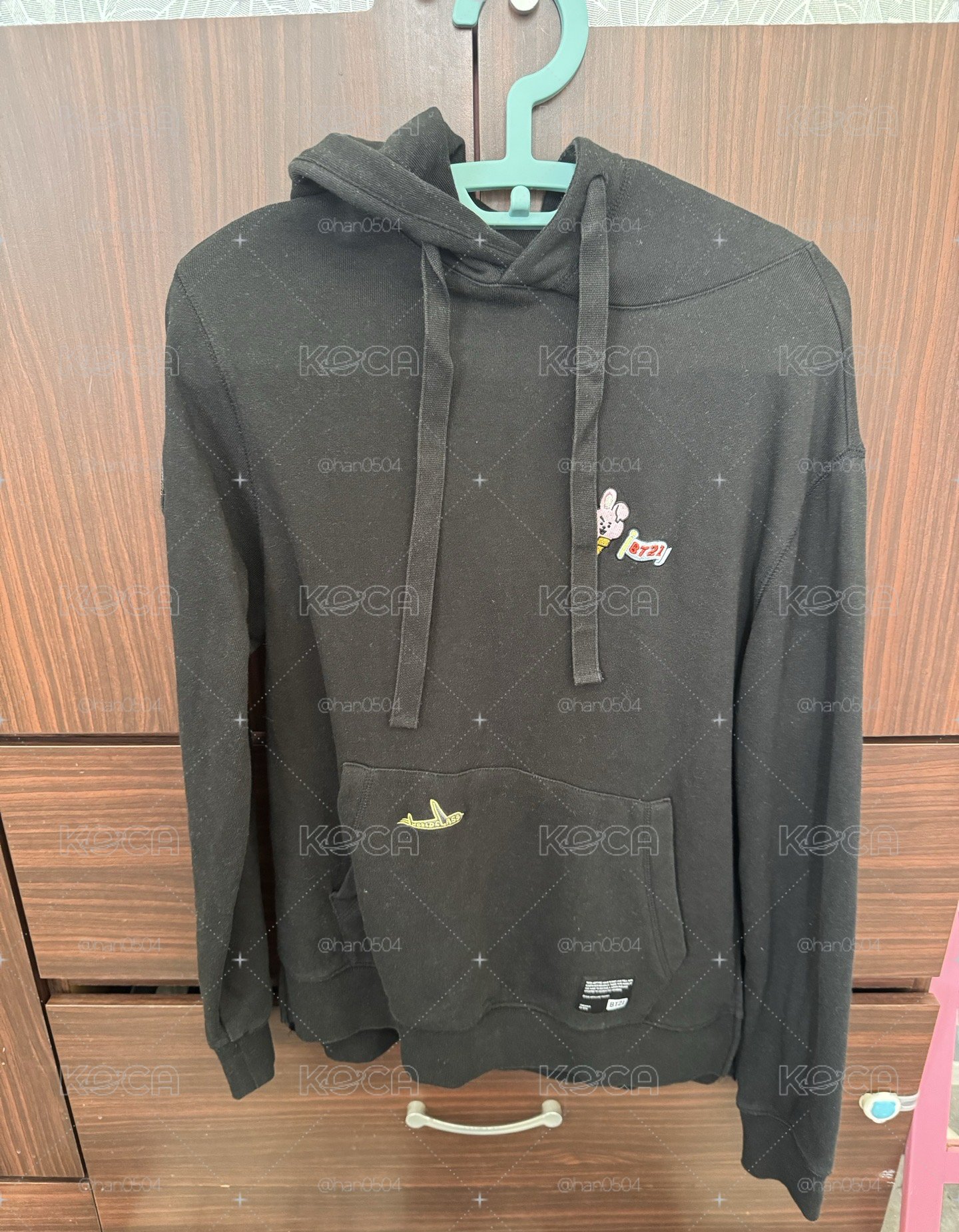 bt21 cooky 帽T