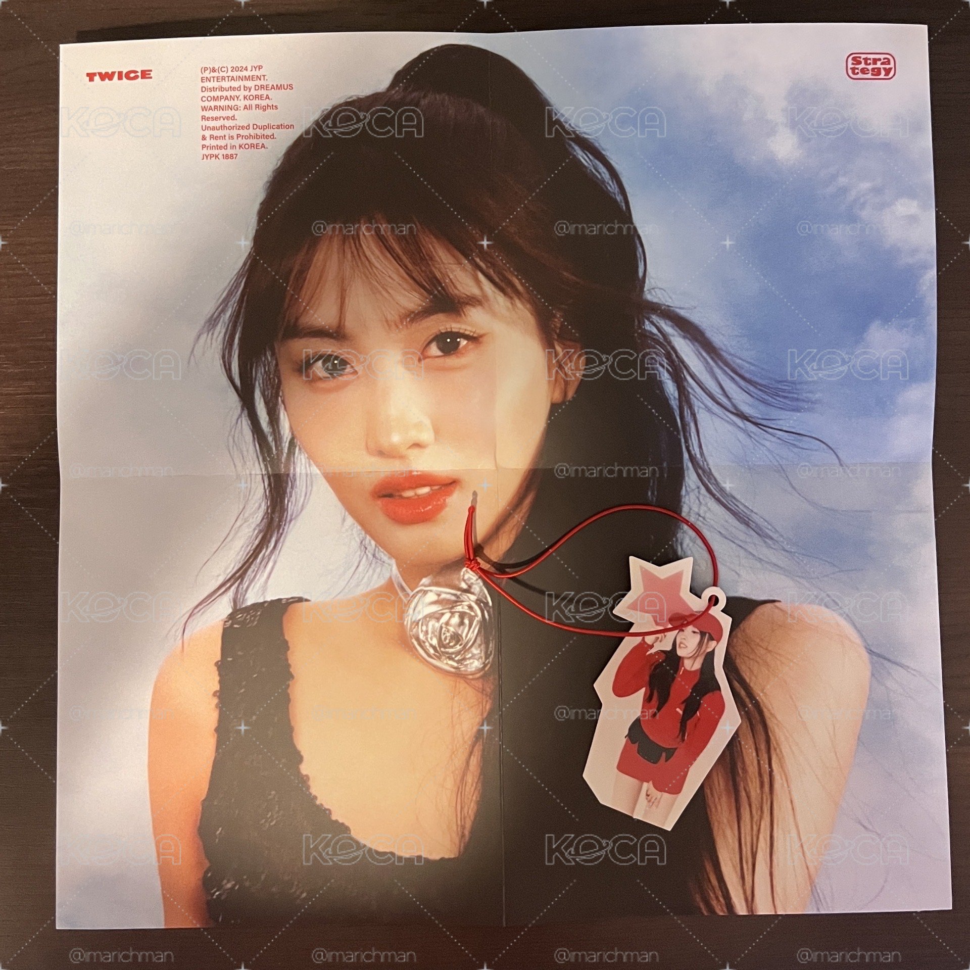 twice momo 迷14 含海報 小標籤 空專