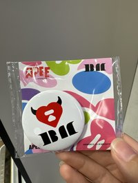 白色
