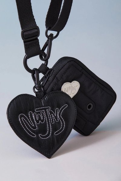 （全新非現貨）Newjeans How Sweet 快閃 愛心 零錢包 