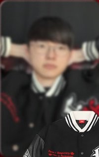 Faker 30歲生日禮 周邊卡 