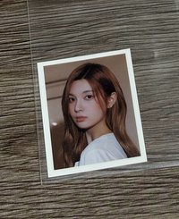 裴證件照