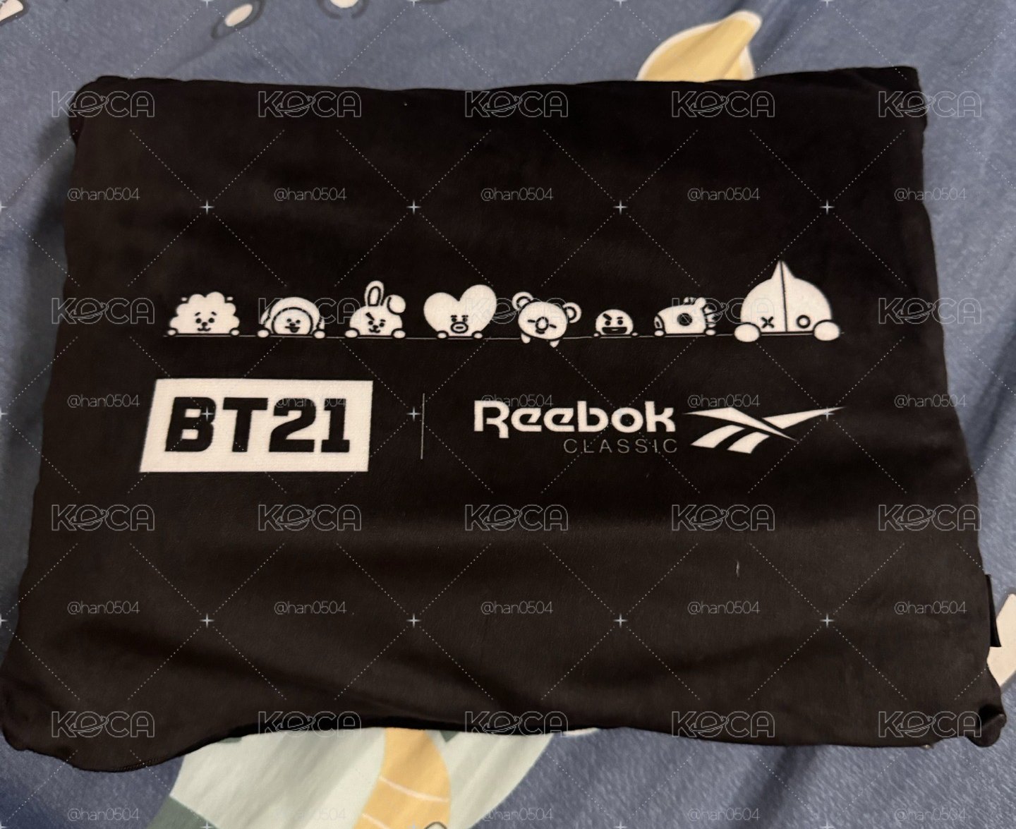 bt21 毯子 Reebok