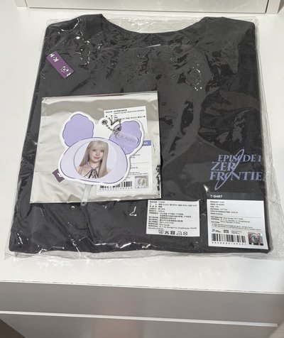 現貨 莉小扇.T恤