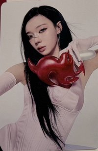KISS N TELL B版 隨機卡 