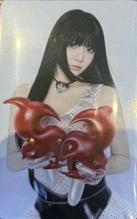 KISS N TELL B版 隨機卡 