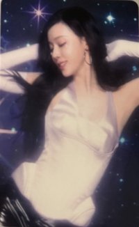 KISS N TELL B版 隨機卡 