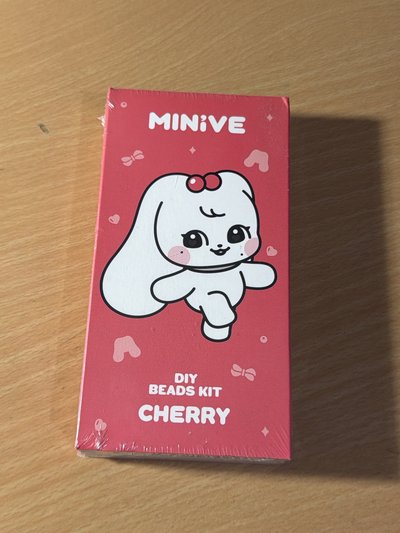IVE x MINIVE  鑰匙圈吊飾 DIY珠珠吊飾CHERRY