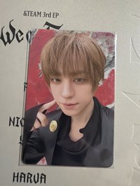 輕輕戳臉頰