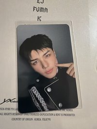 戳臉頰