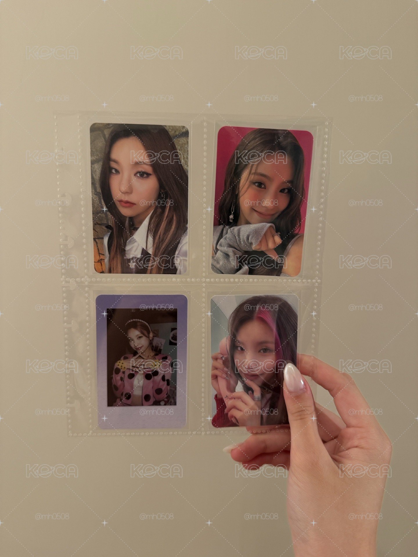 ITZY 志粒彩娜小卡