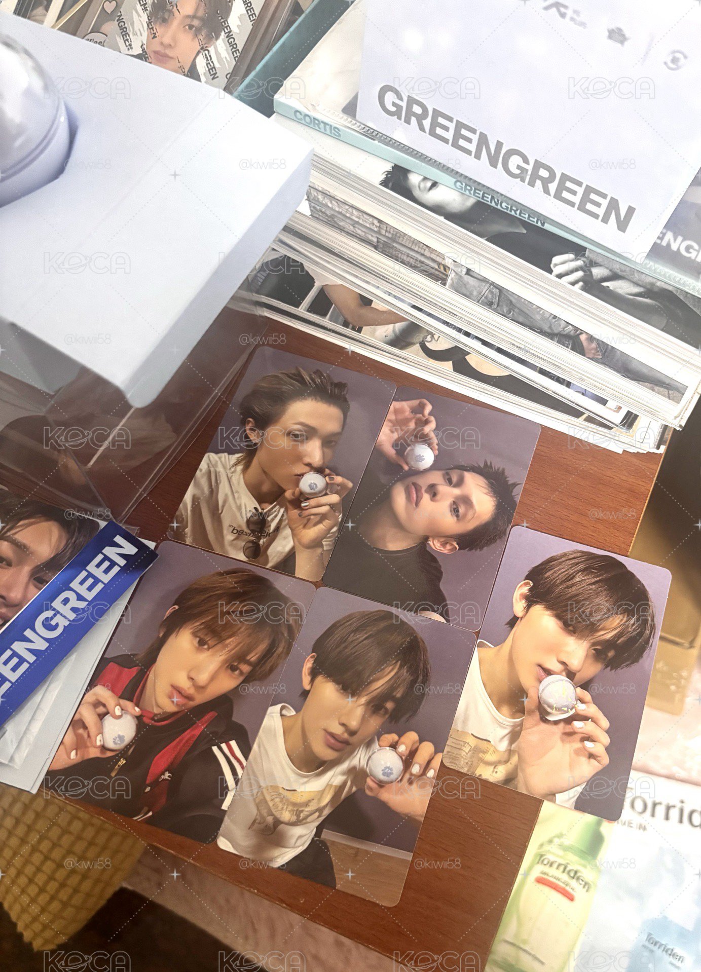 迷二 'Blue Lips' Lip Balm ver. 專輯卡 閃卡玹