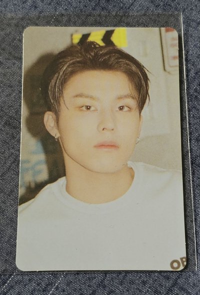 TREASURE SPECIAL MOMENT PARK JEONGWOO 🐺