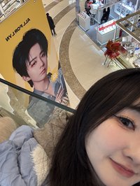 君君8/12-8/19出国玩