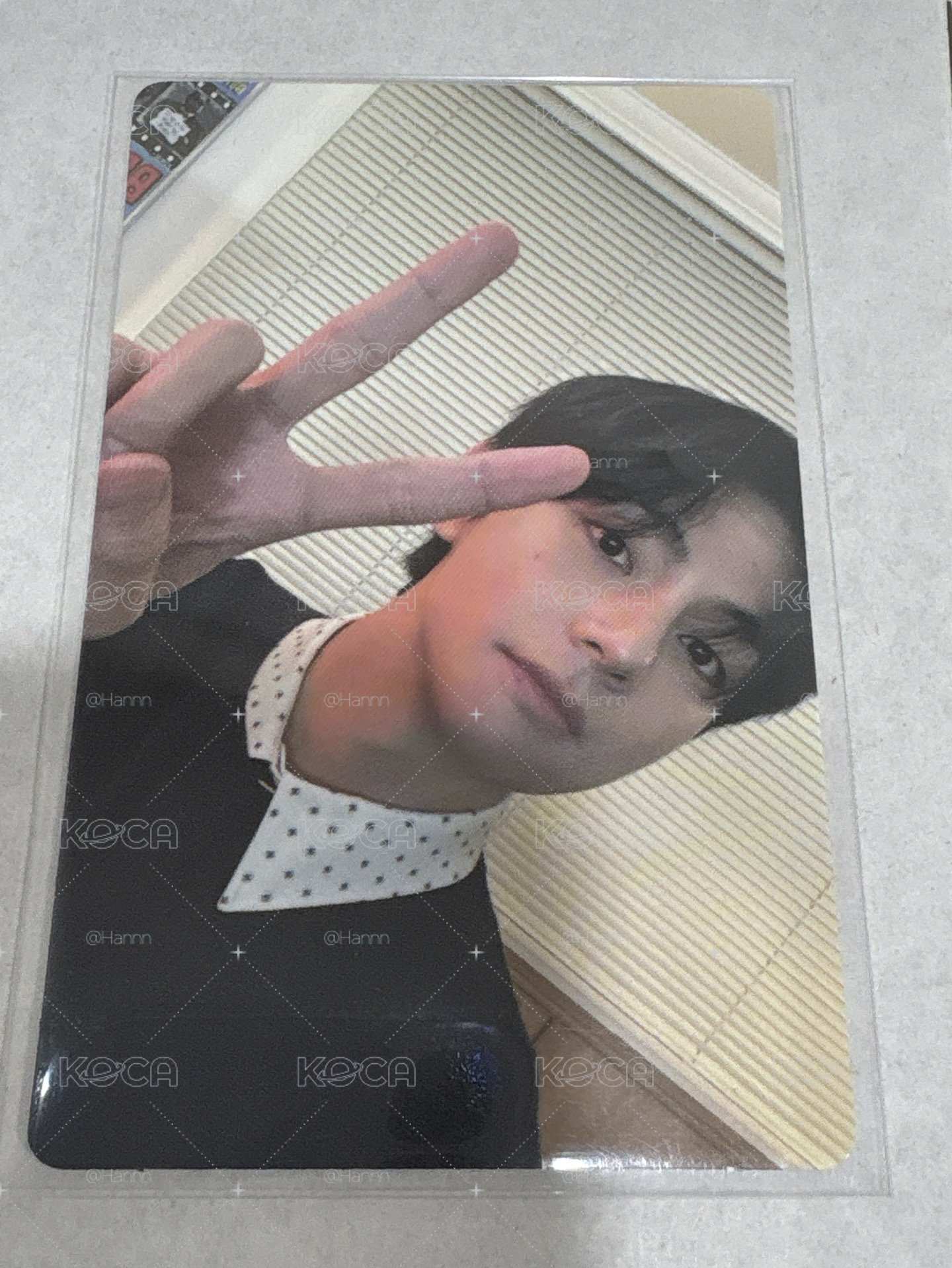 V