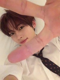 成韓彬彬有禮