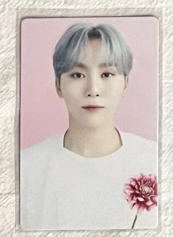 Seventeen Cafe in Seoul 隨機卡（寛）