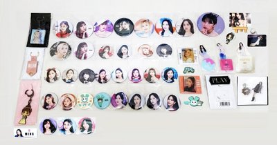 TWICE MINA K區 名井南周邊 徽章立牌吊飾 🐧 編號見圖三 💫