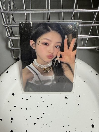 單曲一點石成金 專卡 Julie natty belle haneul