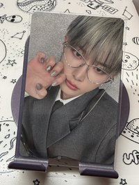 帥氣眼鏡秀美甲