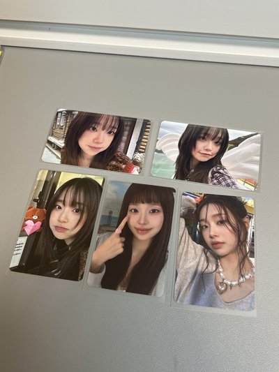 Chuu專輯卡