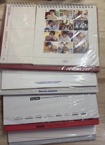SKZ 桌曆 2021-2024