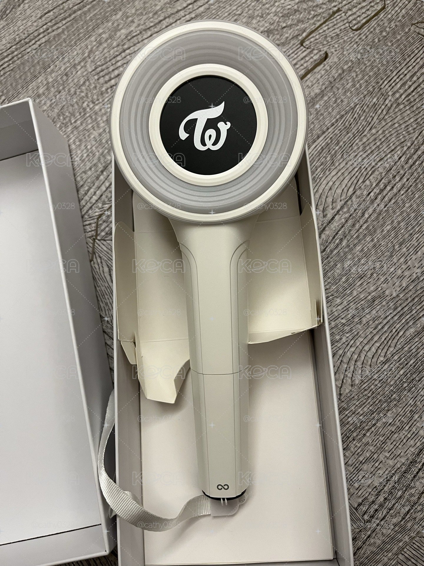 TWICE三代手燈（二手）