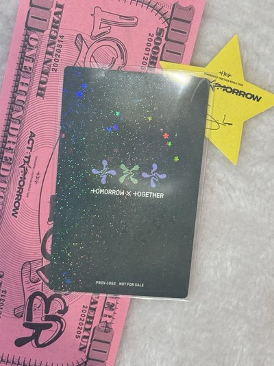 萌萌抿嘴彬 送台北場紙鈔+星星