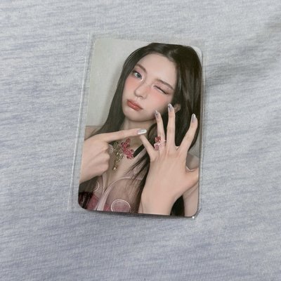 ITZY 歷年小卡