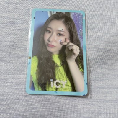 ITZY 歷年小卡