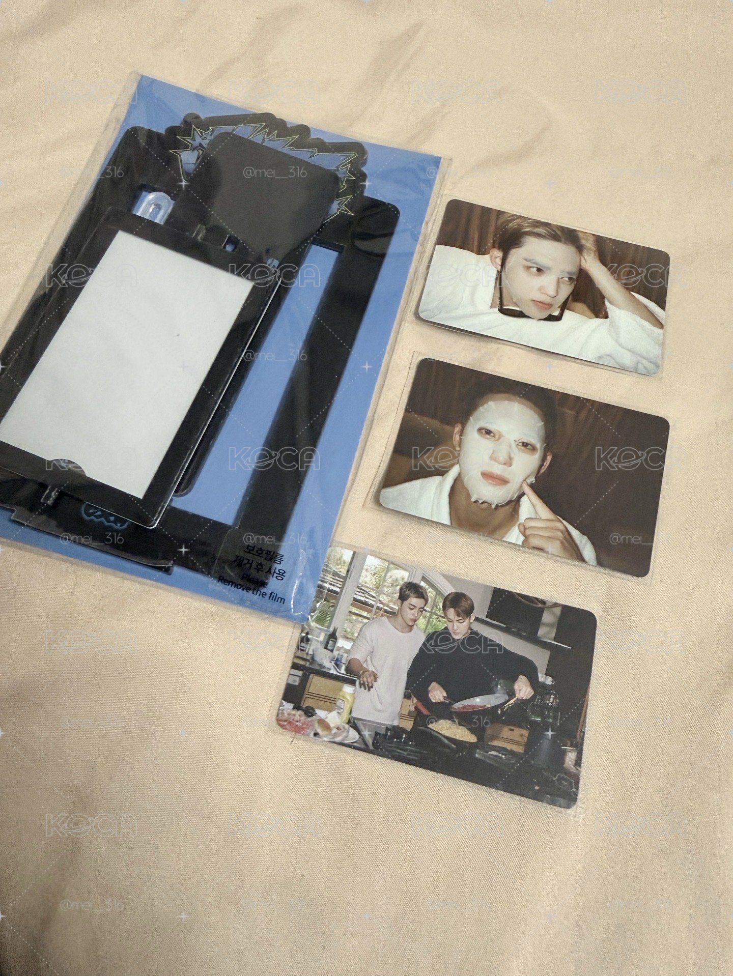 CxM ‘𝙃𝙔𝙋𝙀 𝙑𝙄𝘽𝙀𝙎’ 立牌 