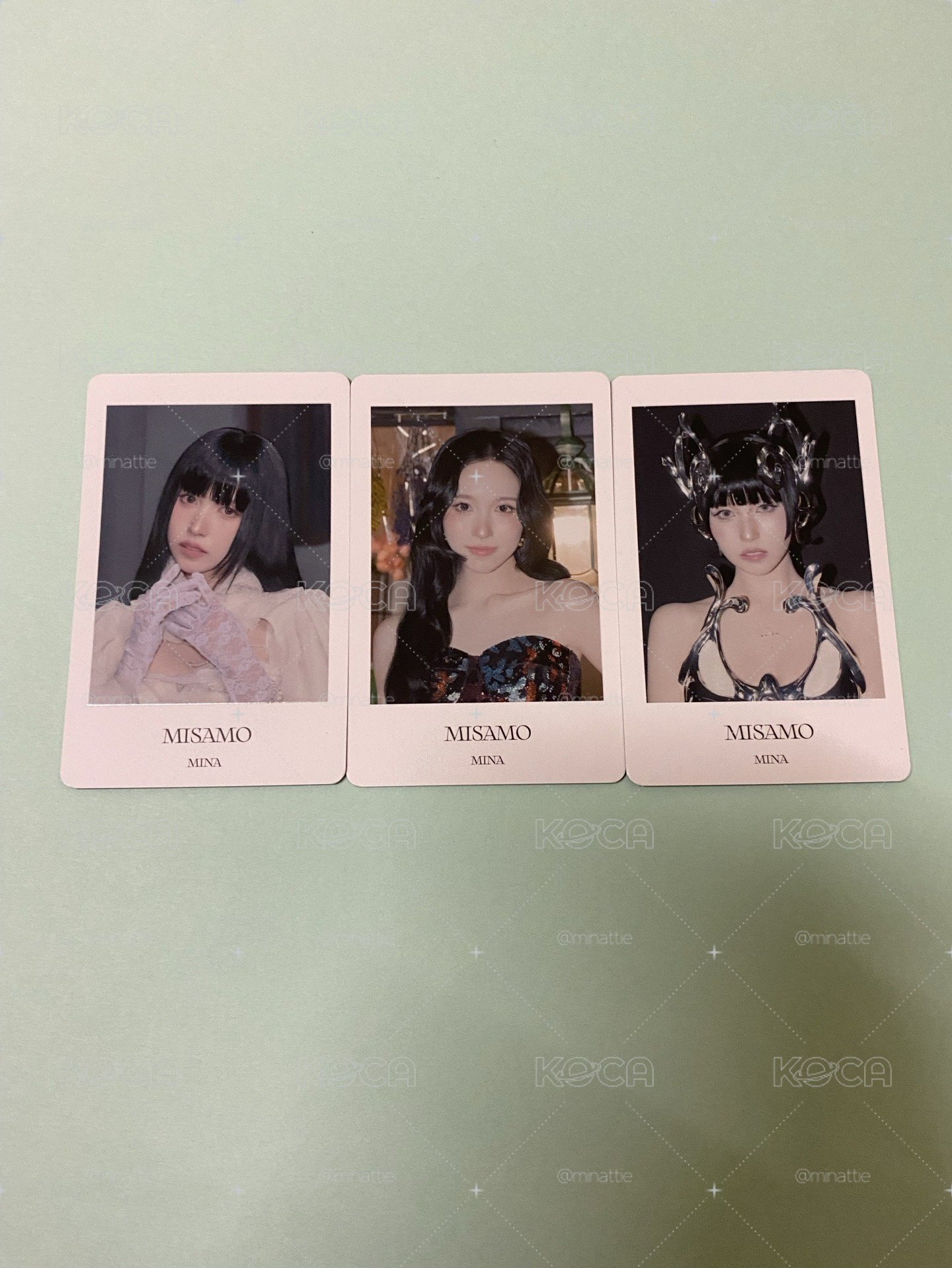 MINA三張一起出💚