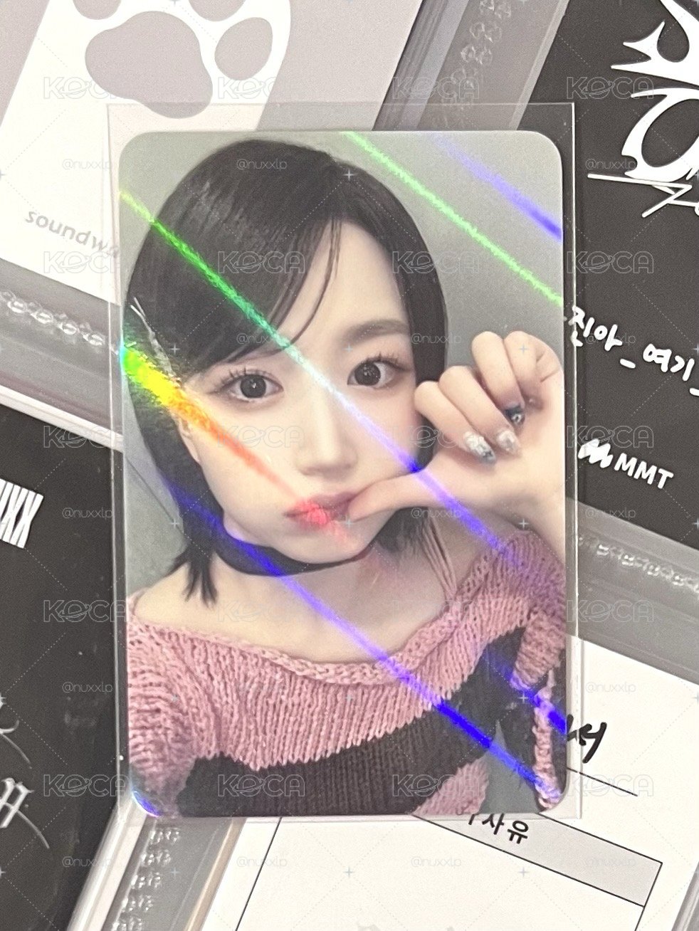 💫 NMIXX 拇指愛心嫄