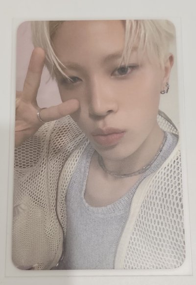 TREASURE 3rd MINI ALBUM  [ LOVE PULSE ]  SO JUNGHWAN🐮