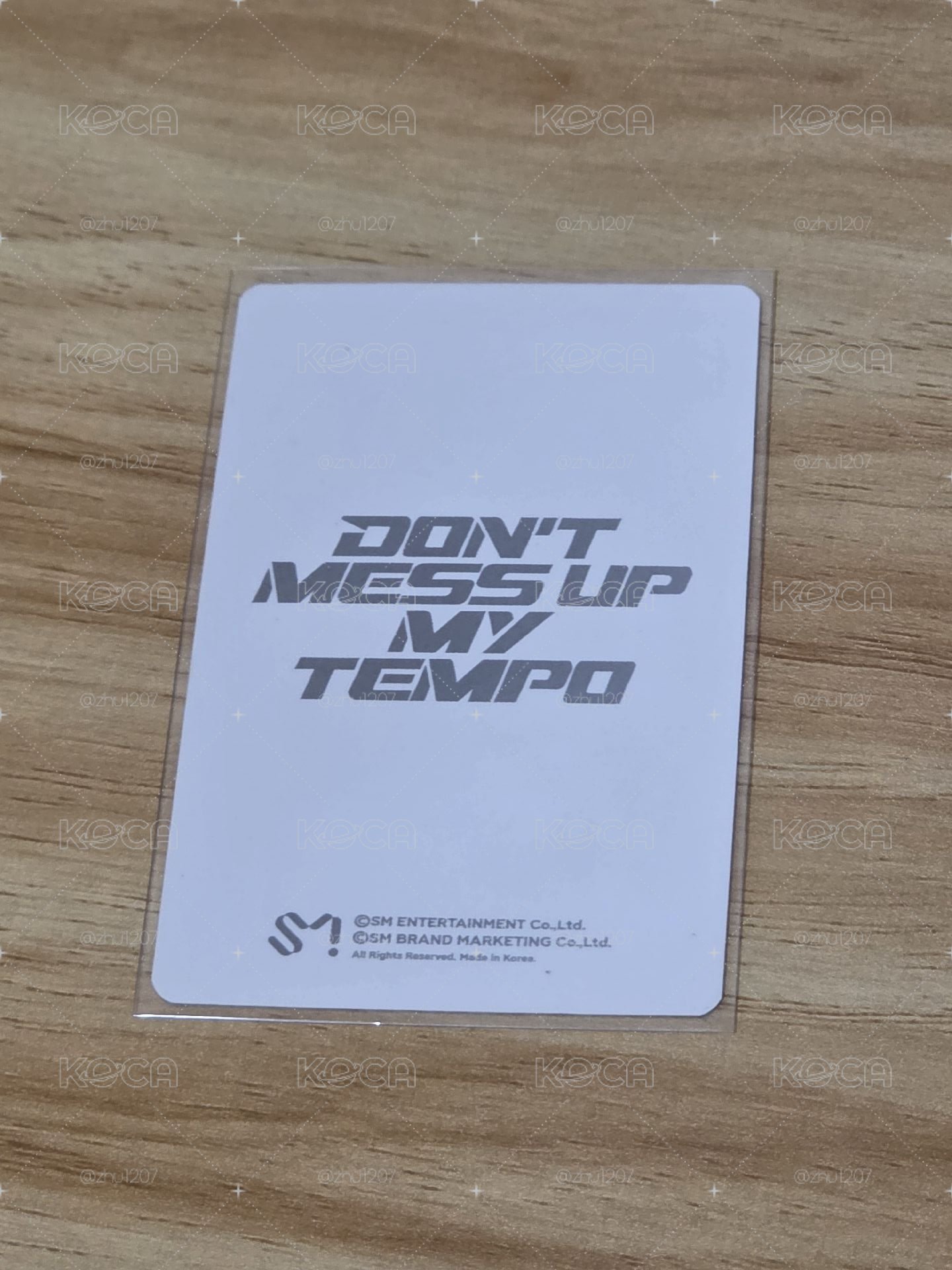 伯賢 Tempo 卡冊卡