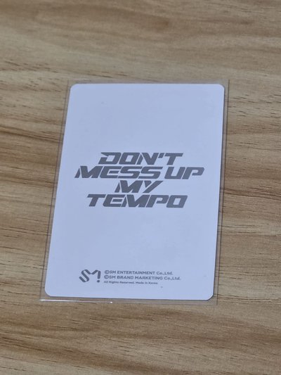 伯賢 Tempo 卡冊卡