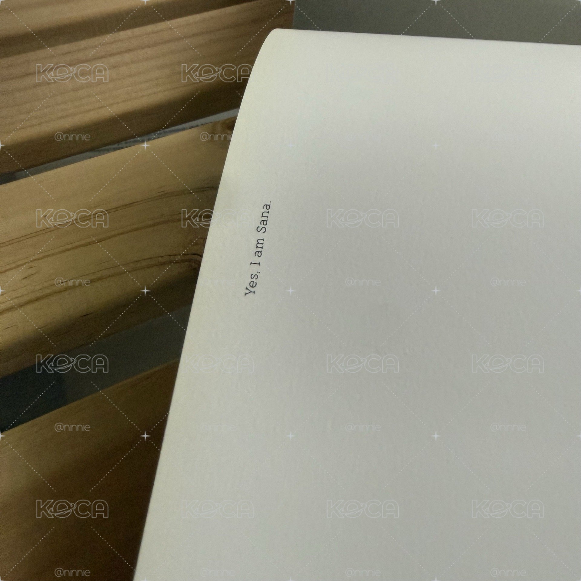 Yes, I am Sana 寫真書