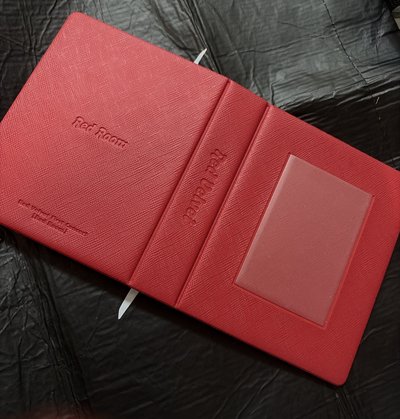 Red room卡冊 現貨