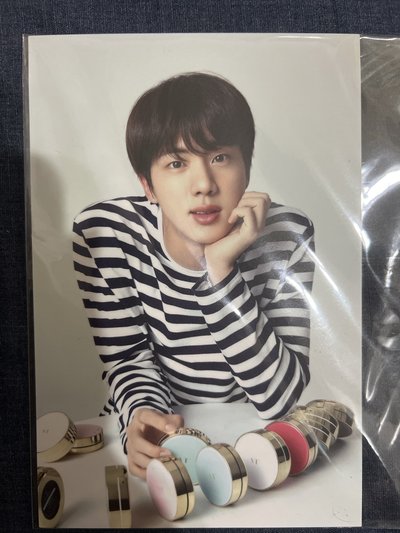 BTS 大卡名信片區