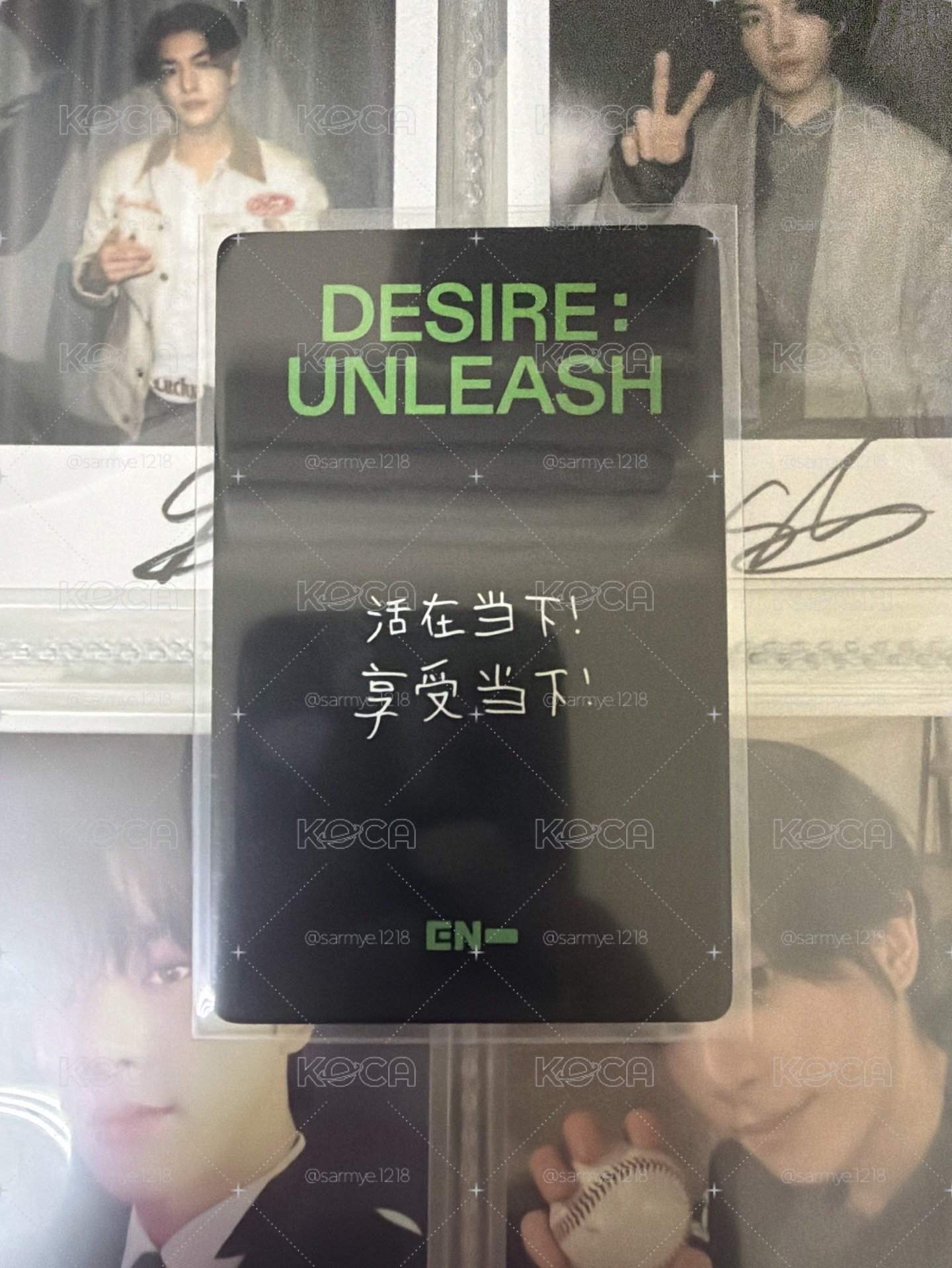 倫對鏡中背
