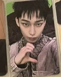 迷六yzy預售特典禹