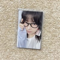 像剛學會戴眼鏡的小寶寶