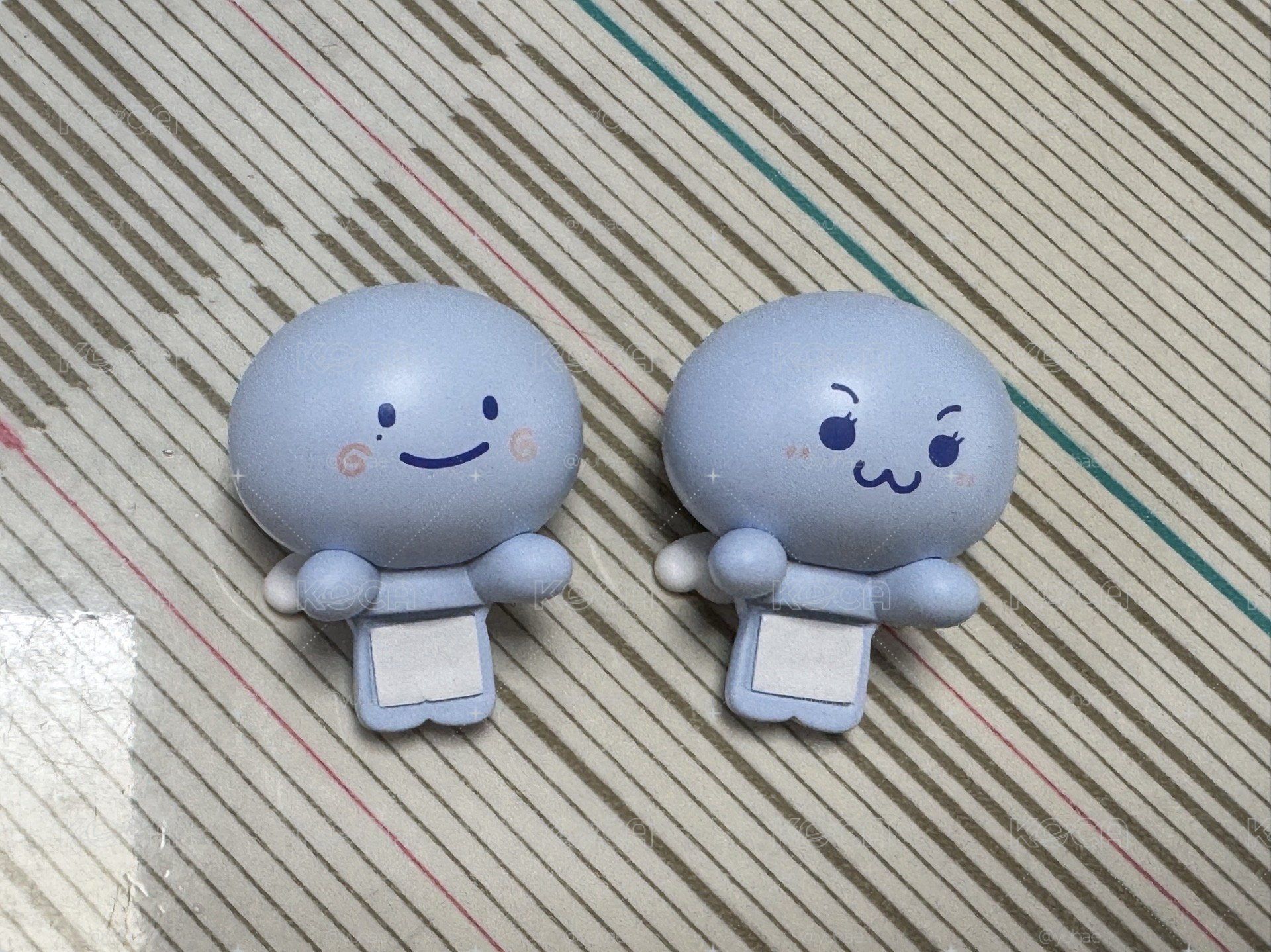確認款。螢幕盲盒公仔