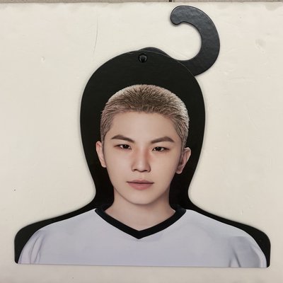WOOZI 球衣+HOME衣架+十週年小手燈