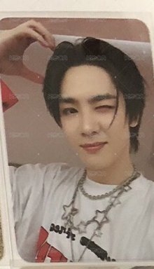 錕 比心